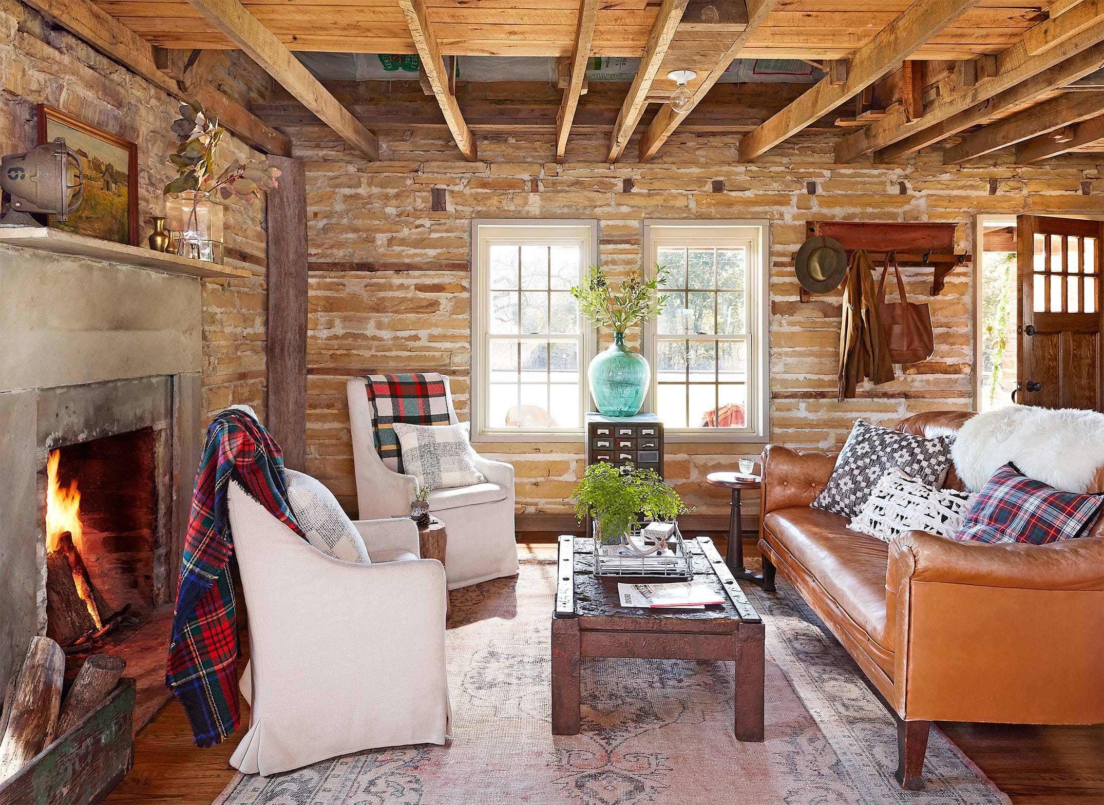 Living room interior of 902 Martin Luther King Jr Boulevard